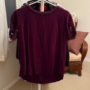 Purple shirt sleeve shirt with lace shoulder, Size L